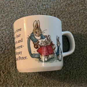Wedgwood Mrs Rabbit Rabbit Easter Mug Flopsy Mopsy Cottentail EUC